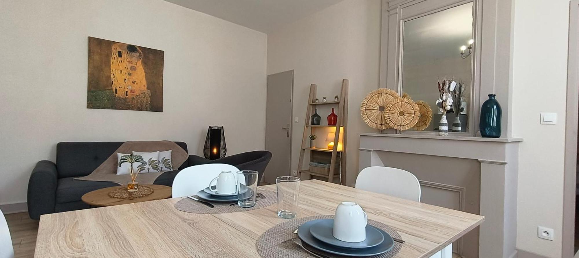 Duplex Confort Hotel De Ville 2 Chambres 2 Sdb Angouleme Bagian luar foto
